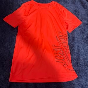 Boys nike shirt